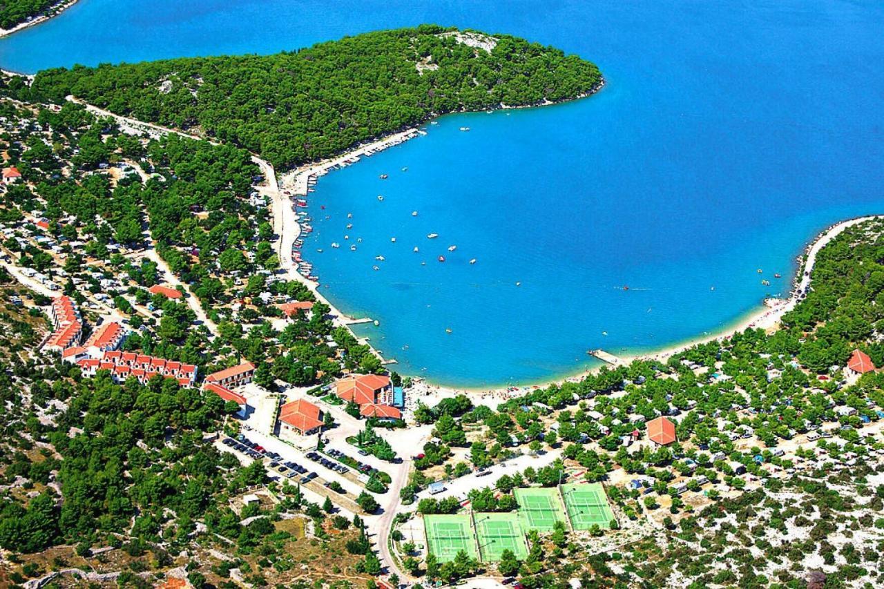 Belvilla Apartments In Holiday Resort Jezera Village, Island Murter Tisno Exterior photo