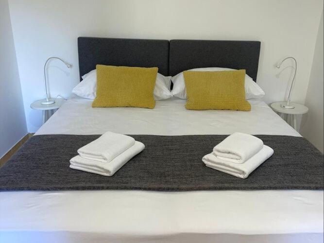 Belvilla Apartments In Holiday Resort Jezera Village, Island Murter Tisno Exterior photo
